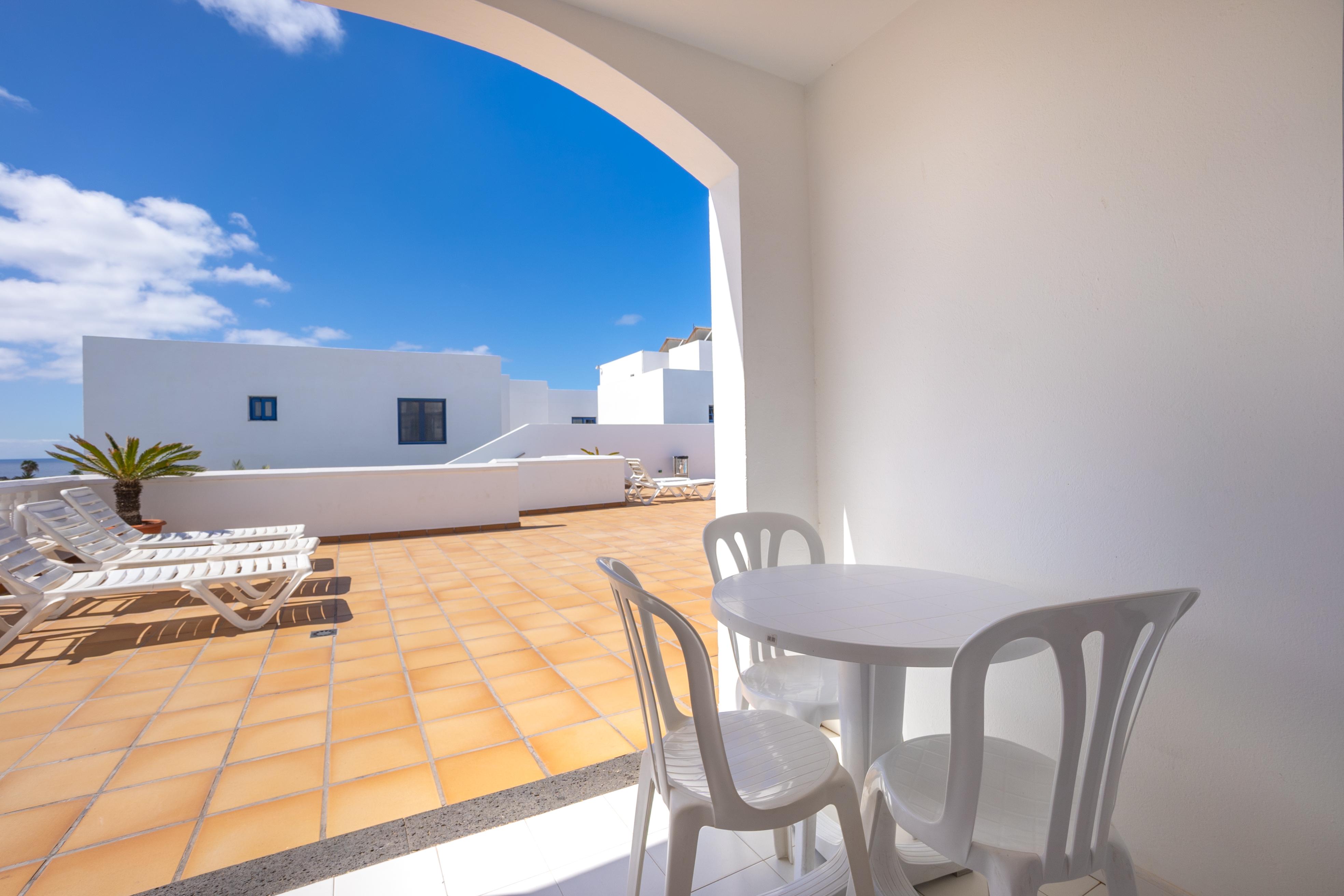 Apartamentos Corona Mar Puerto del Carmen  Exterior photo